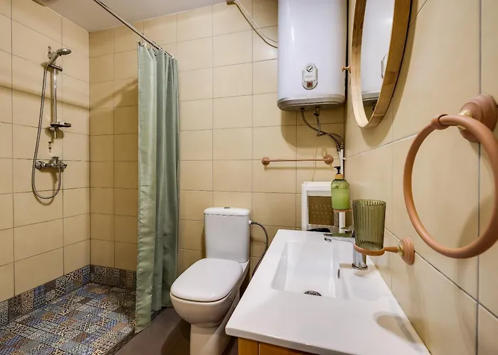 Stylish - Ivana Franka Street