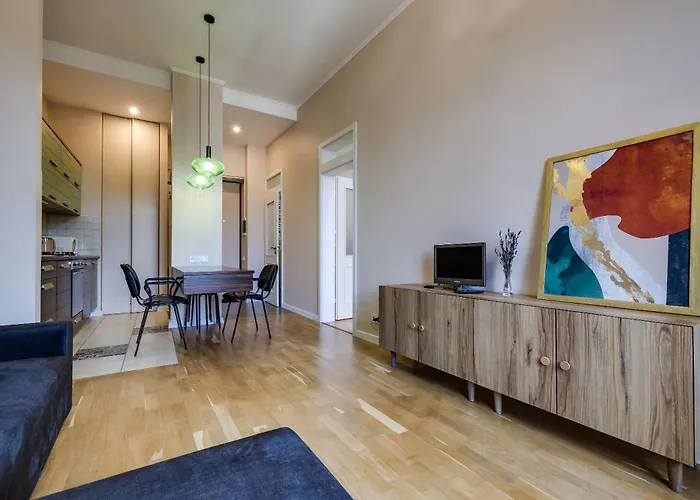 Stylish - Ivana Franka Street *